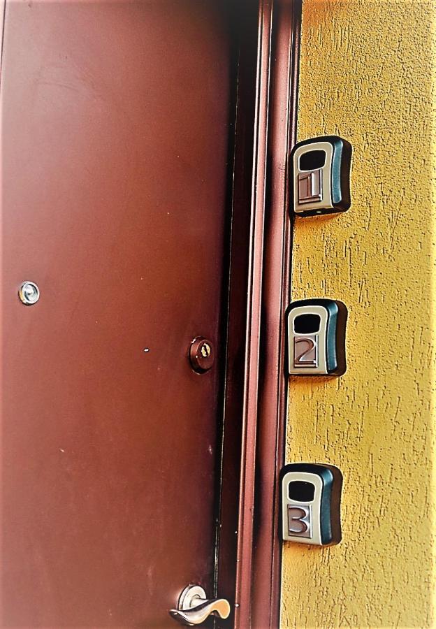 Fernweh Haus Brasov Hotell Eksteriør bilde