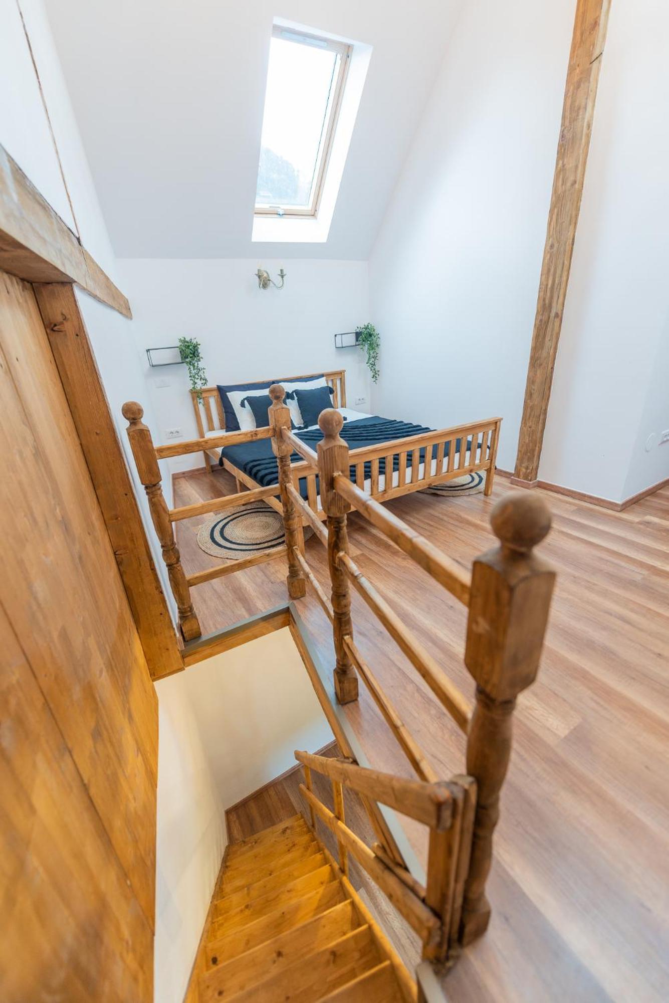 Fernweh Haus Brasov Hotell Eksteriør bilde